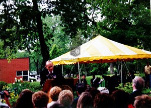 Image description is not available for 2000.057